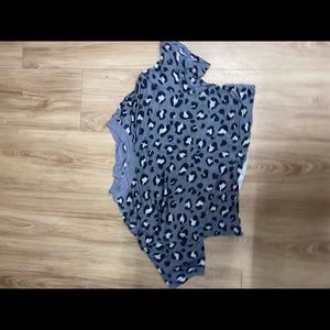 super cute cheetah crop top